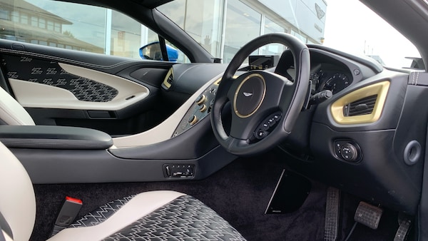 Used Aston Martin Vanquish 2017 for sale - 75446626: Photo 16