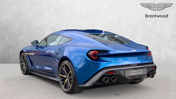 Used Aston Martin Vanquish 2017 for sale - 75446626: Photo 2