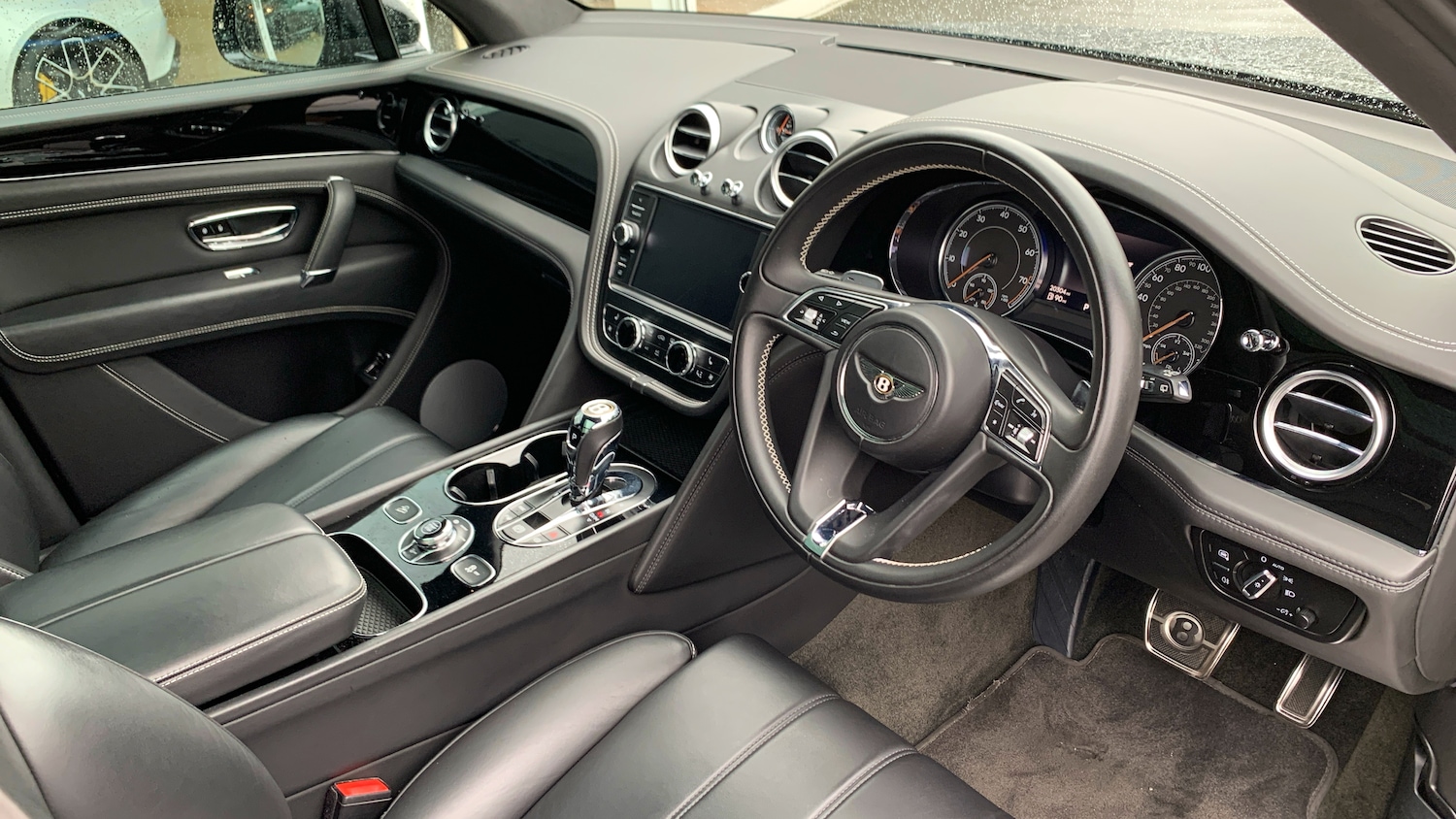 Used Bentley Bentayga 2019 for sale - 76164802: Photo 3