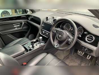 Used Bentley Bentayga 2019 for sale - 76164802: Photo