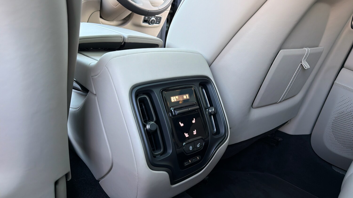 Used Aston Martin DBX 2024 for sale - 77643497: Photo 21