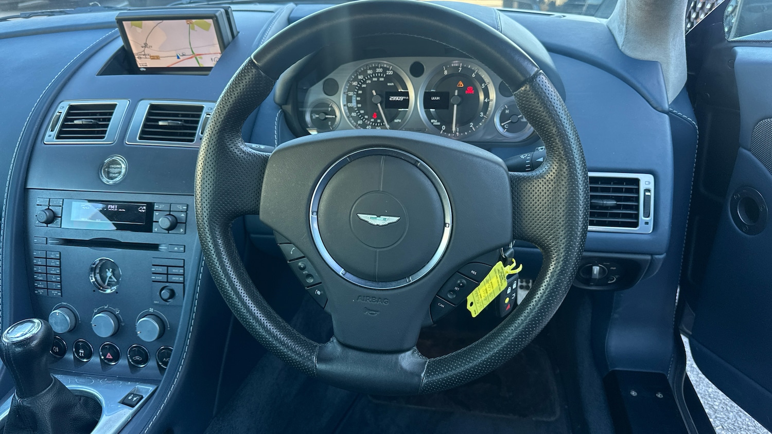 Used Aston Martin Vantage 2007 for sale - 76186950: Photo 10