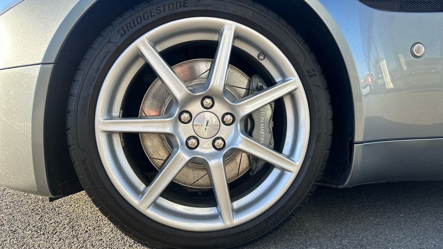 Used Aston Martin Vantage 2007 for sale - 76186950: Photo 4