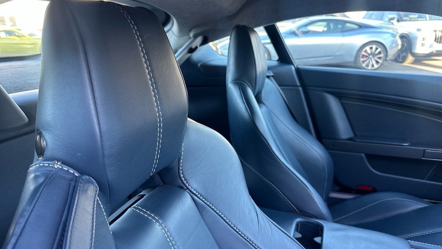 Used Aston Martin Vantage 2007 for sale - 76186950: Photo 5