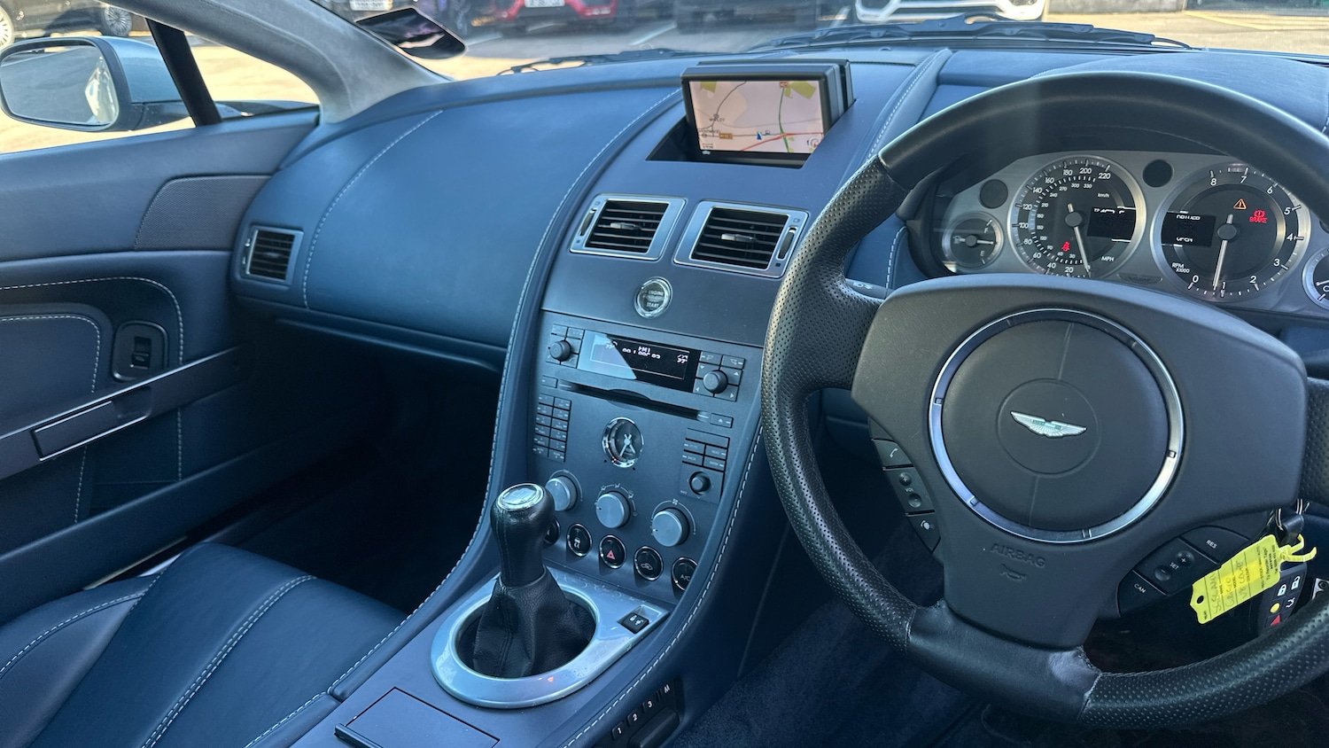 Used Aston Martin Vantage 2007 for sale - 76186950: Photo 9