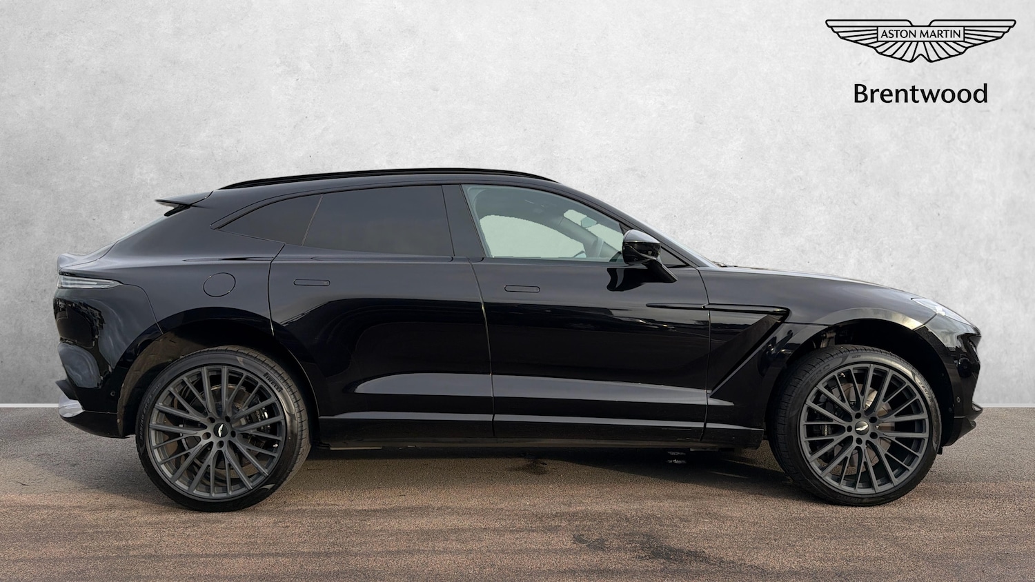 Used Aston Martin DBX 2022 for sale - 76910956: Photo 12