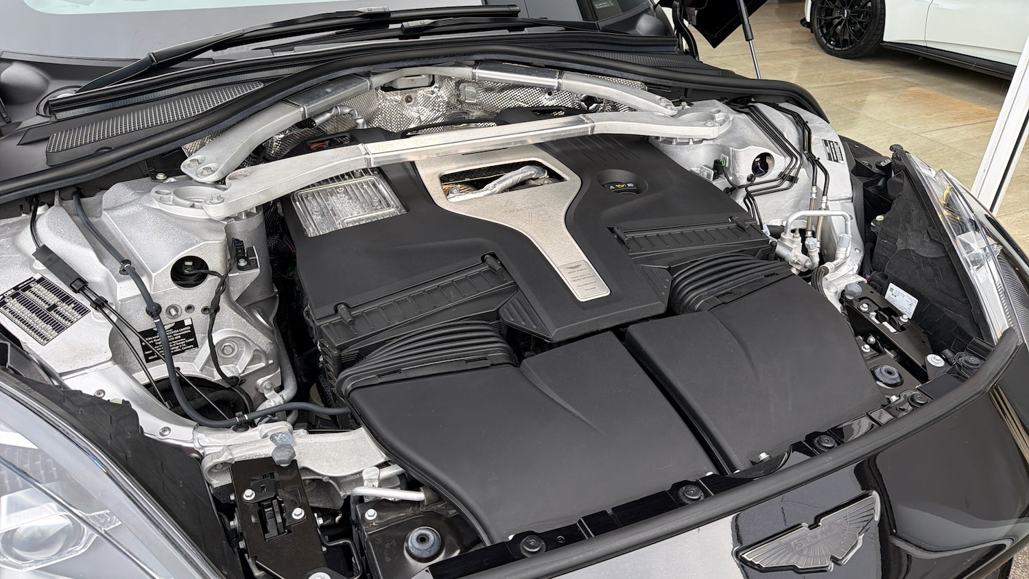 Used Aston Martin DBX 2022 for sale - 76910956: Photo 22