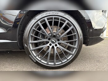 Used Aston Martin DBX 2022 for sale - 76910956: Photo