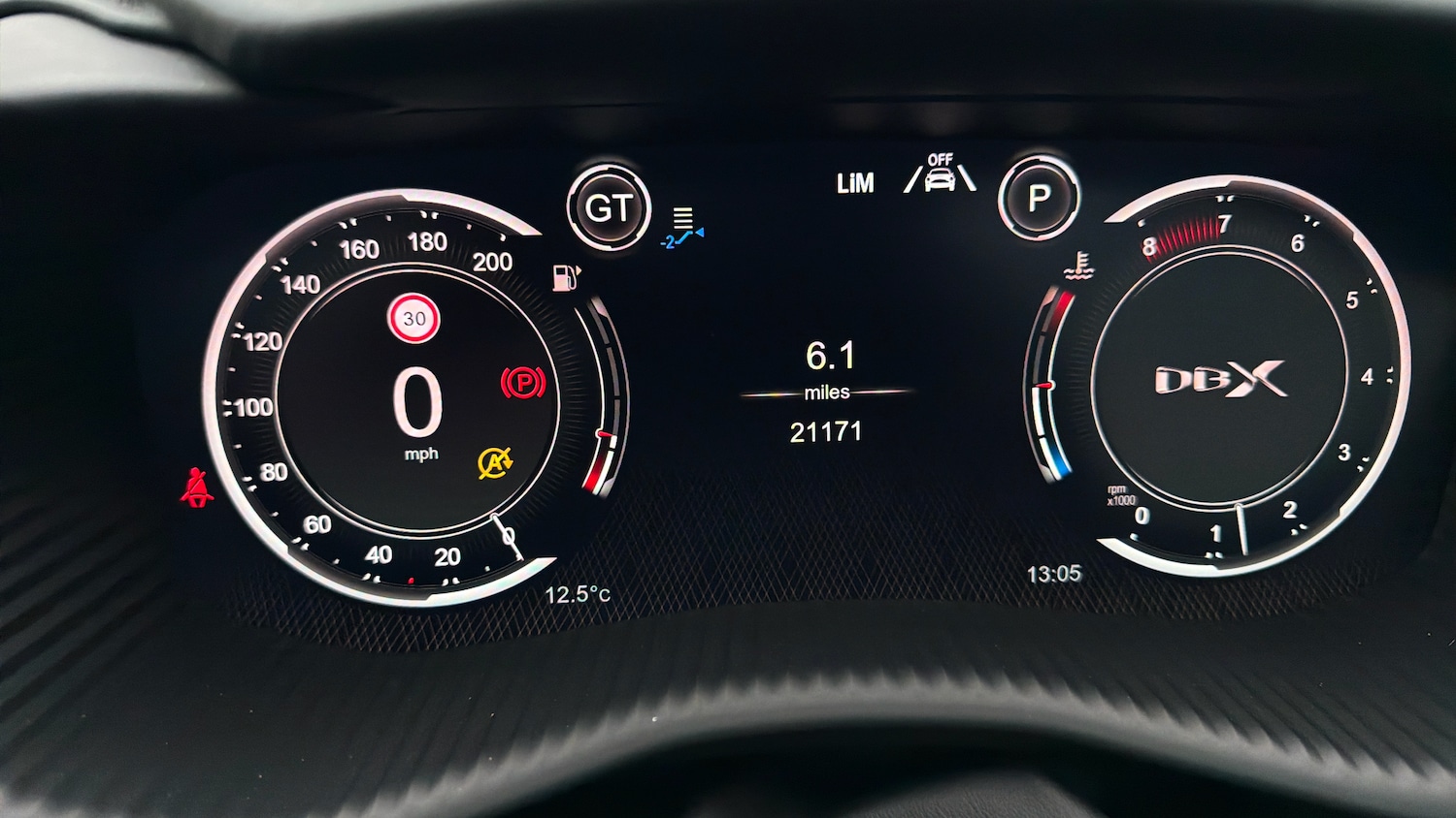 Used Aston Martin DBX 2022 for sale - 76910956: Photo 6