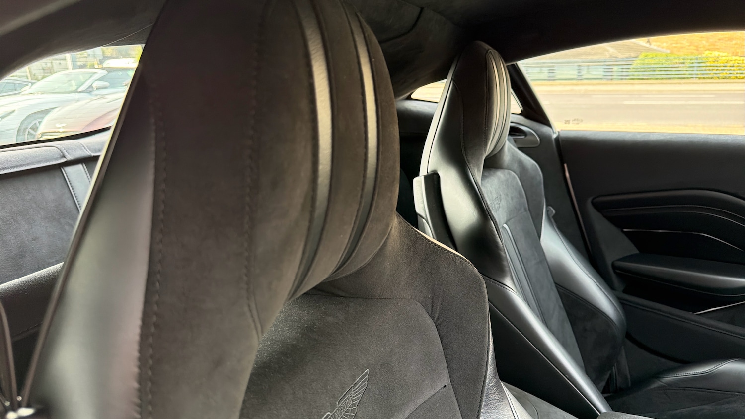 Used Aston Martin Vantage 2019 for sale - 78098086: Photo 5