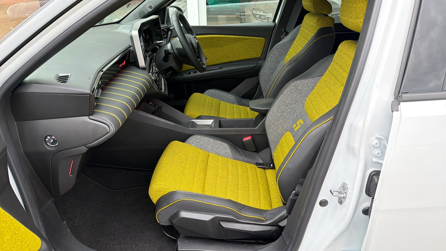 Used Renault 5 2025 for sale - 77622730: Photo 25