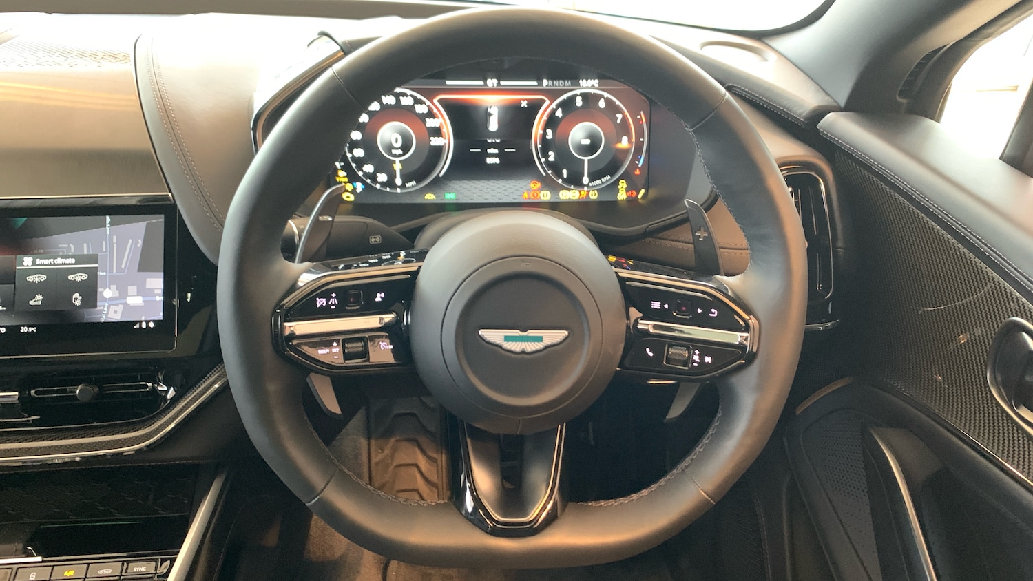 Used Aston Martin DBX 2025 for sale - 77494609: Photo 10