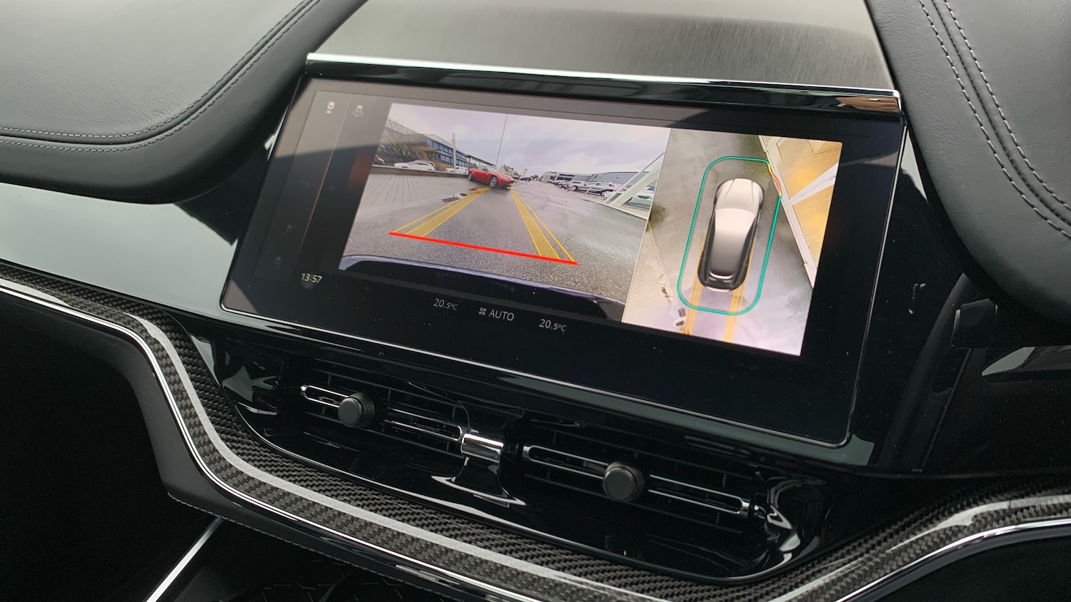 Used Aston Martin DBX 2025 for sale - 77494609: Photo 25