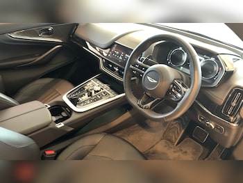 Used Aston Martin DBX 2025 for sale - 77494609: Photo