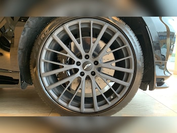 Used Aston Martin DBX 2025 for sale - 77494609: Photo