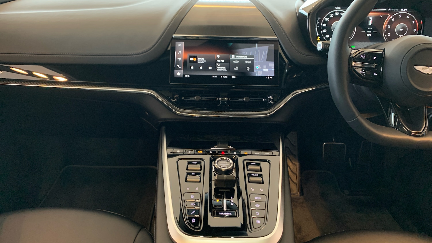 Used Aston Martin DBX 2025 for sale - 77494609: Photo 9