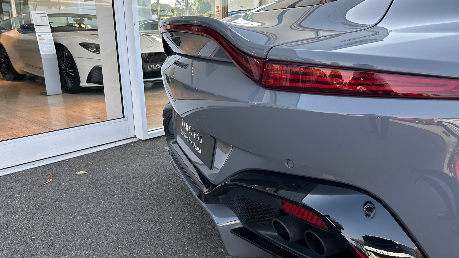 Used Aston Martin Vantage 2018 for sale - 76387064: Photo 8