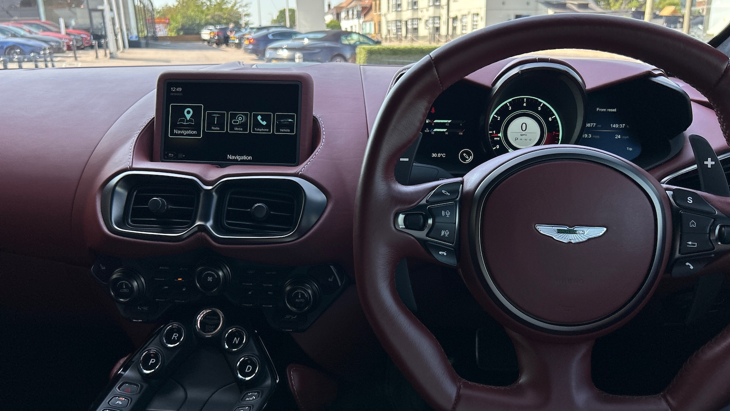 Used Aston Martin Vantage 2018 for sale - 76387064: Photo 9