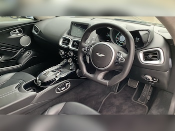 Used Aston Martin Vantage 2018 for sale - 78945125: Photo