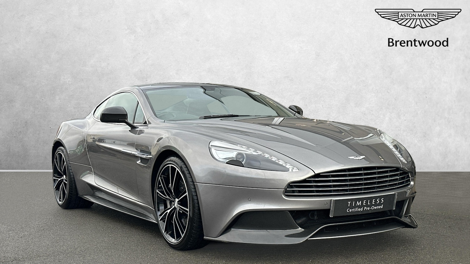Used Aston Martin Vanquish 2015 for sale - 76712345: Photo 1