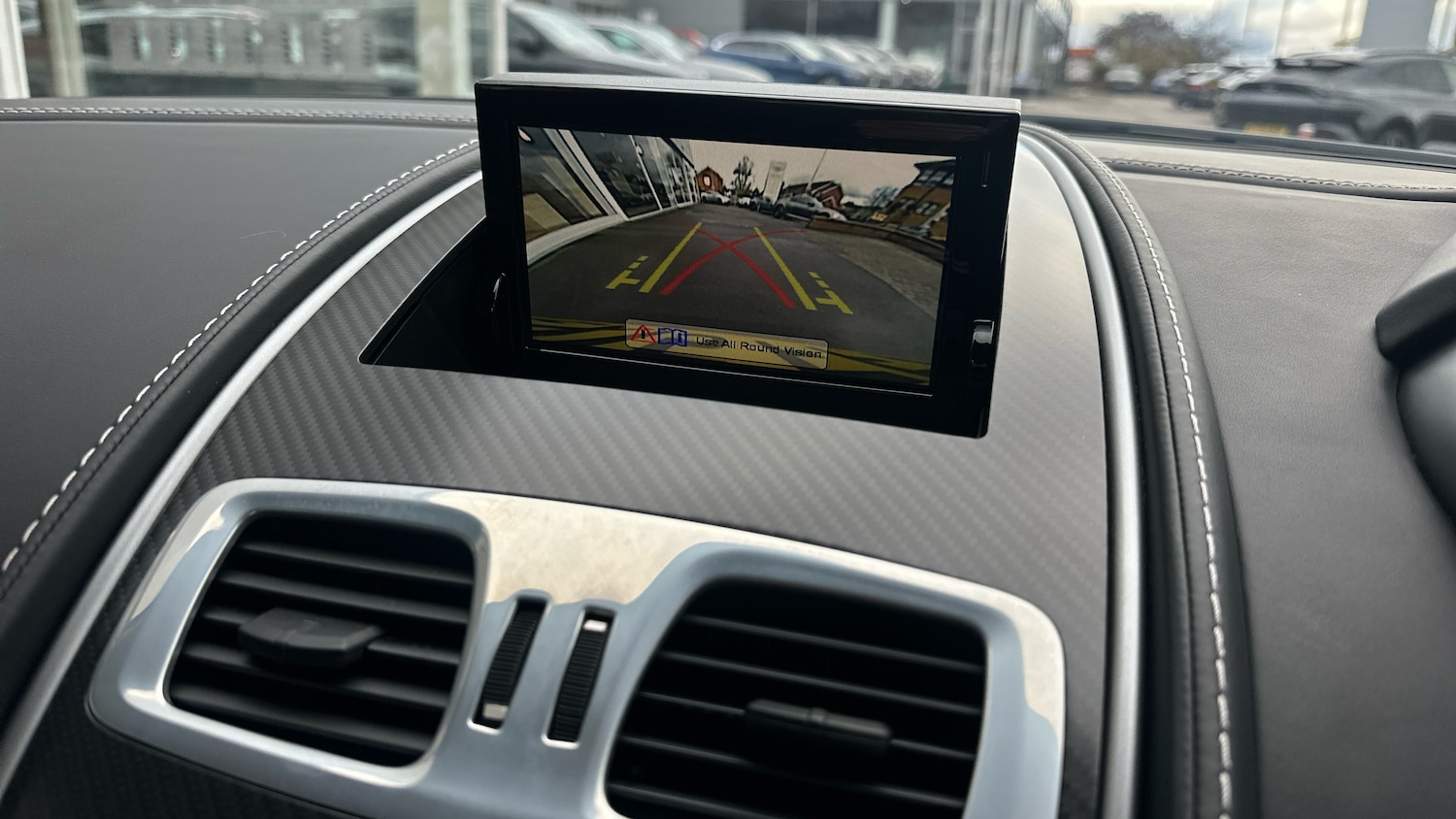 Used Aston Martin Vanquish 2015 for sale - 76712345: Photo 14