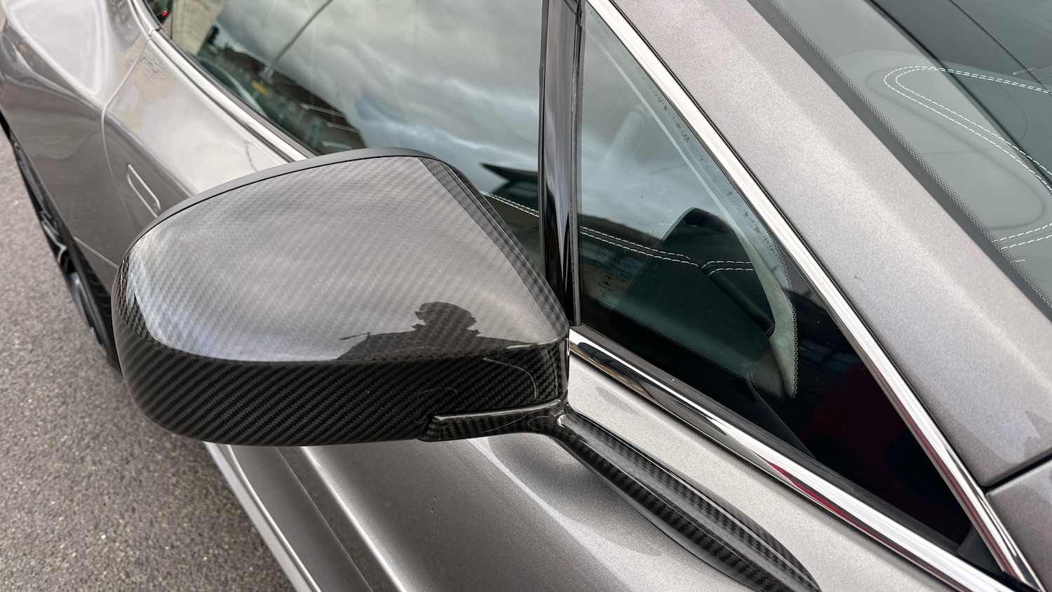 Used Aston Martin Vanquish 2015 for sale - 76712345: Photo 19