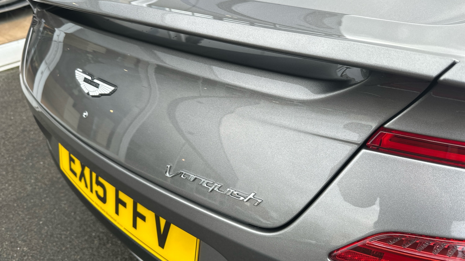 Used Aston Martin Vanquish 2015 for sale - 76712345: Photo 21