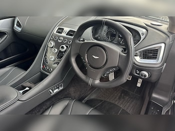 Used Aston Martin Vanquish 2015 for sale - 76712345: Photo