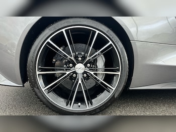 Used Aston Martin Vanquish 2015 for sale - 76712345: Photo