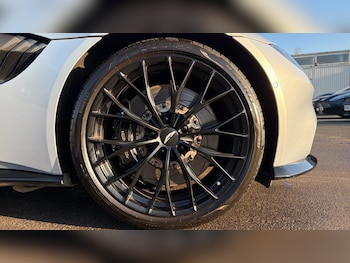 Used Aston Martin Vantage 2022 for sale - 77072996: Photo