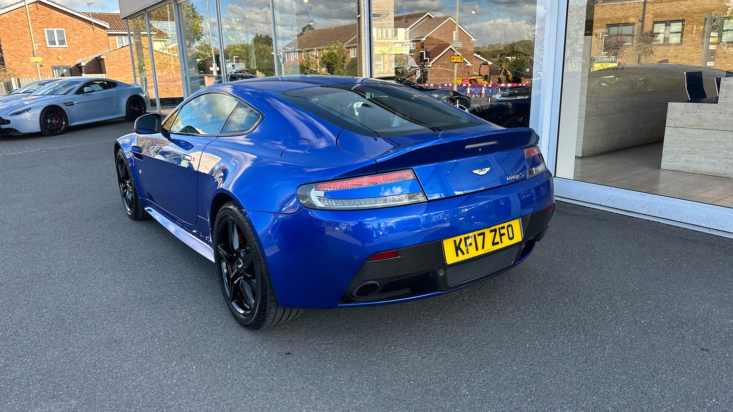 Used Aston Martin Vantage 2017 for sale - 76281285: Photo 19