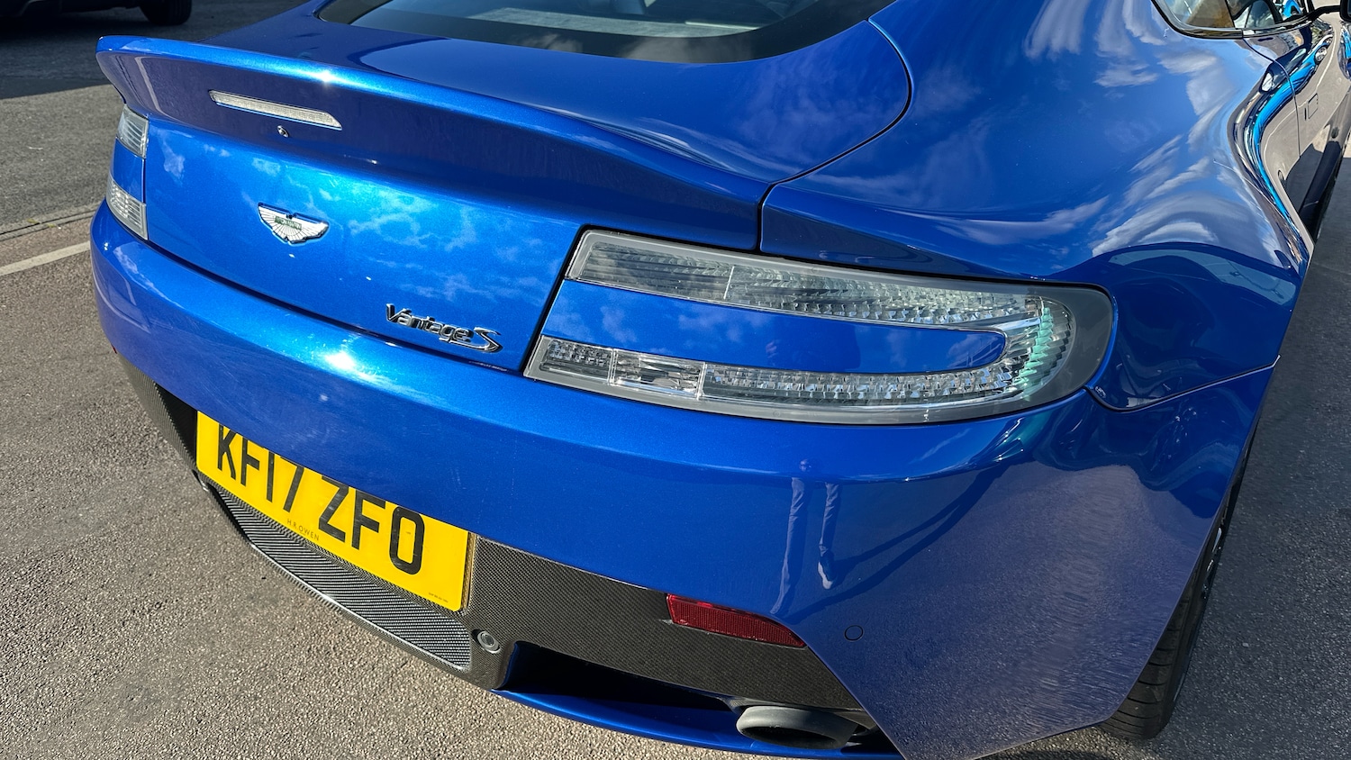 Used Aston Martin Vantage 2017 for sale - 76281285: Photo 8