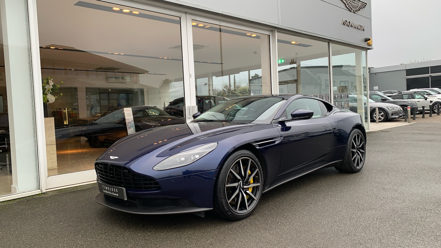 Used Aston Martin DB11 2019 for sale - 77452934: Photo 23