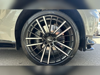 Used Aston Martin DBX 2022 for sale - 75325781: Photo