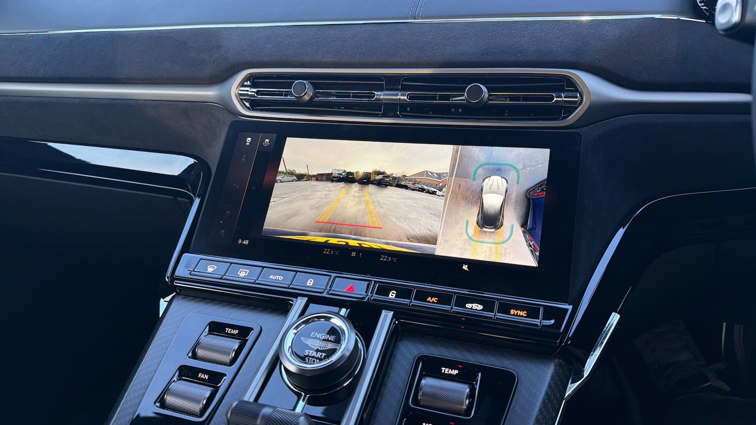 Used Aston Martin Vantage 2025 for sale - 77072994: Photo 15