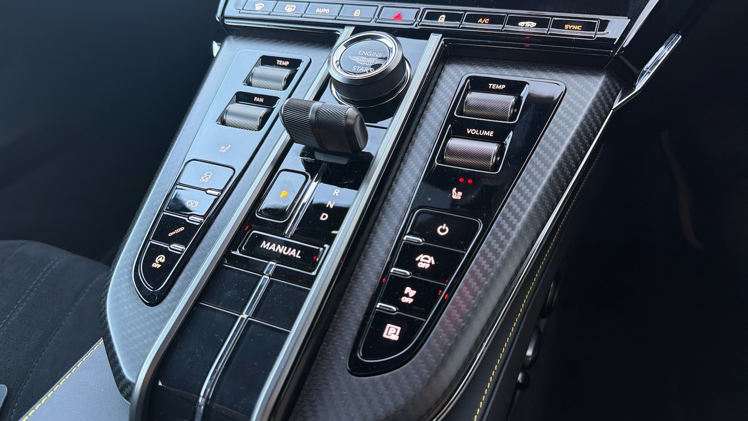 Used Aston Martin Vantage 2025 for sale - 77072994: Photo 16