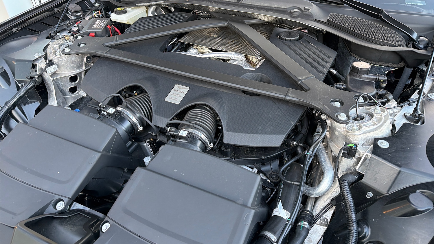 Used Aston Martin Vantage 2025 for sale - 77072994: Photo 22