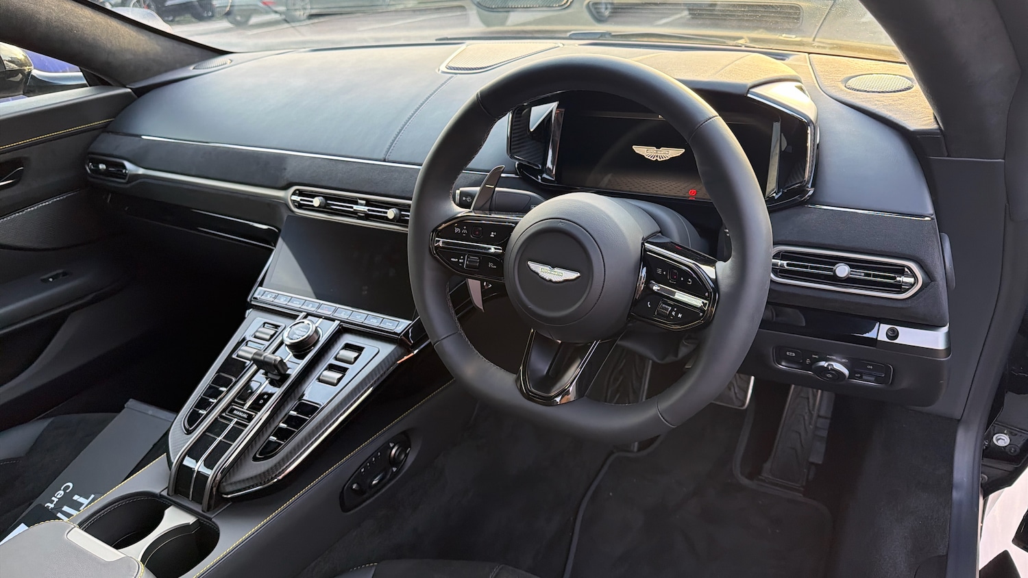 Used Aston Martin Vantage 2025 for sale - 77072994: Photo 3