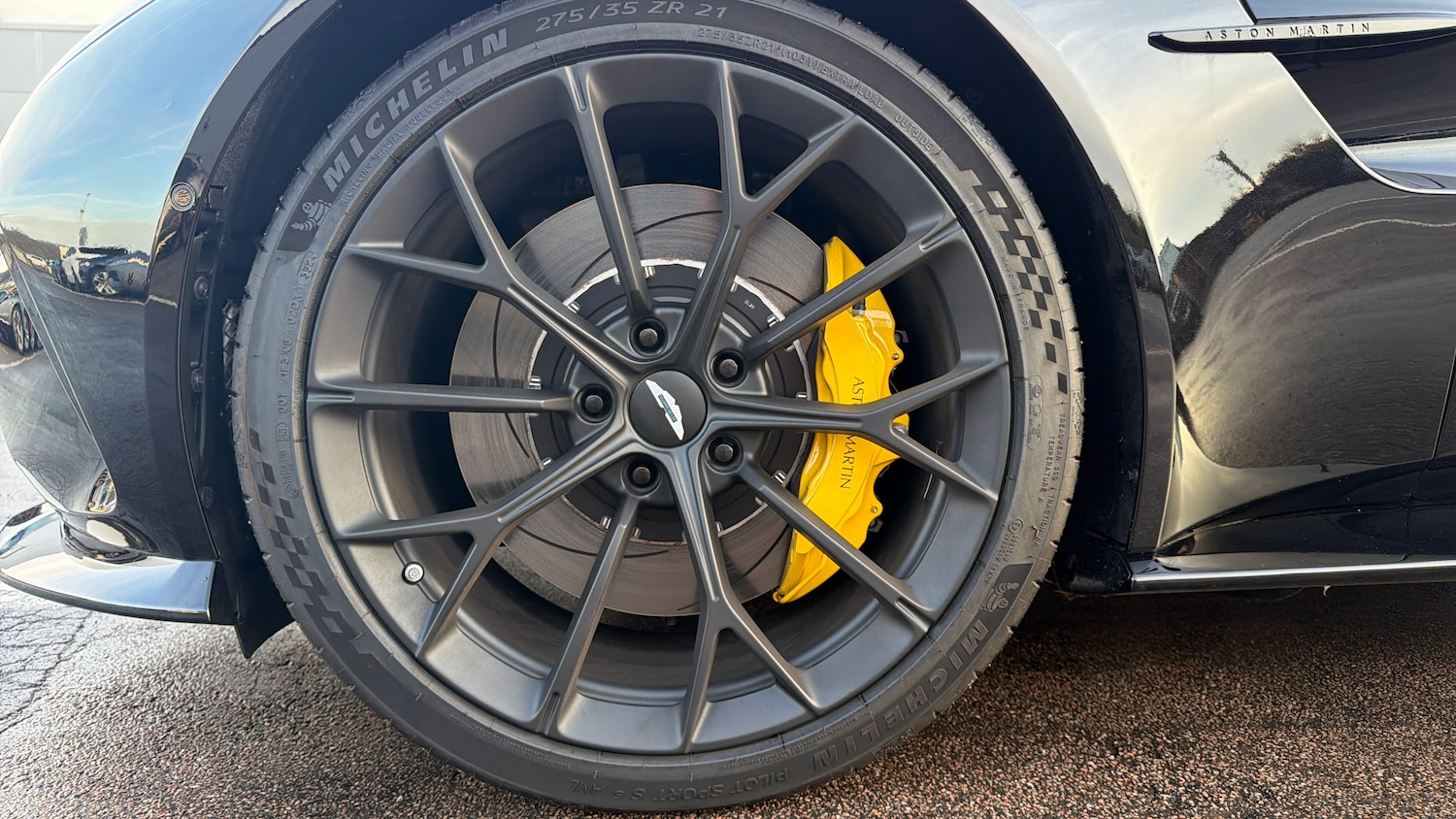 Used Aston Martin Vantage 2025 for sale - 77072994: Photo 4