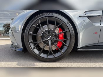 Used Aston Martin Vantage 2026 for sale - 79696910: Photo