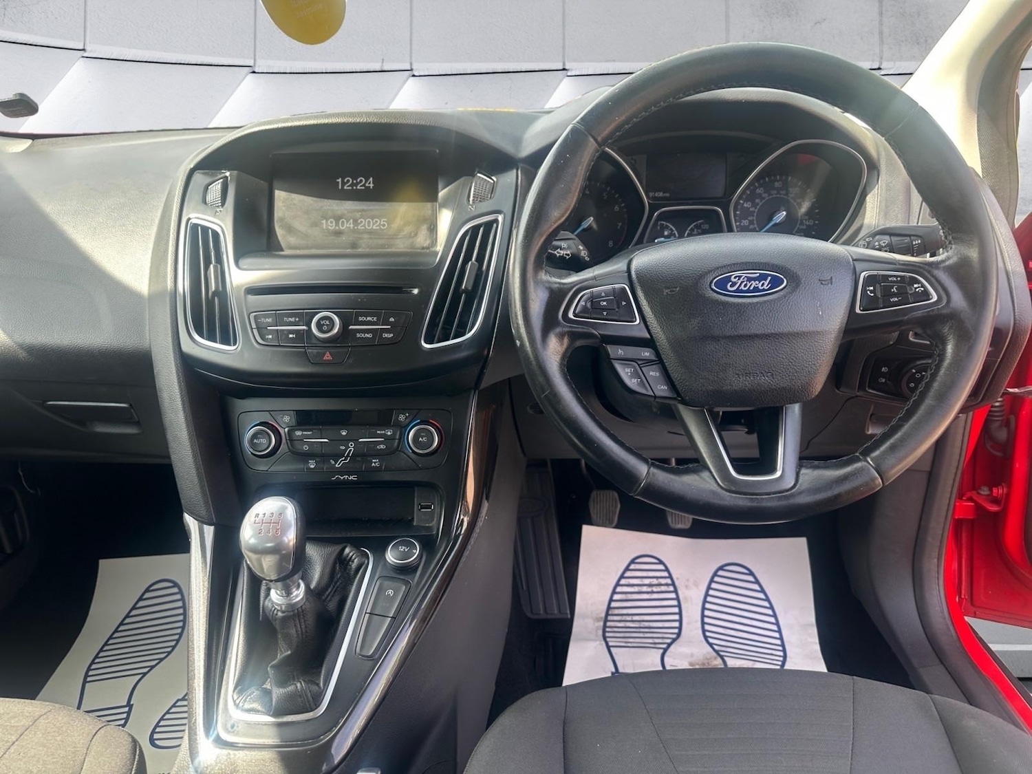 Used Ford Focus 2015 for sale - 76620621: Photo 9