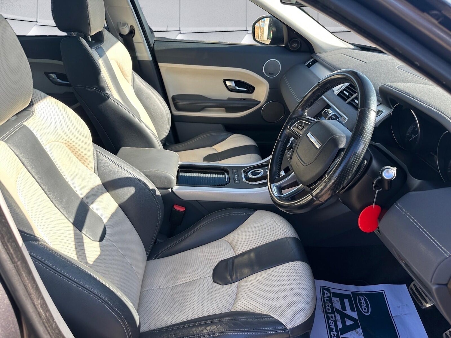 Used Land Rover Range Rover Evoque 2014 for sale - 76002148: Photo 9