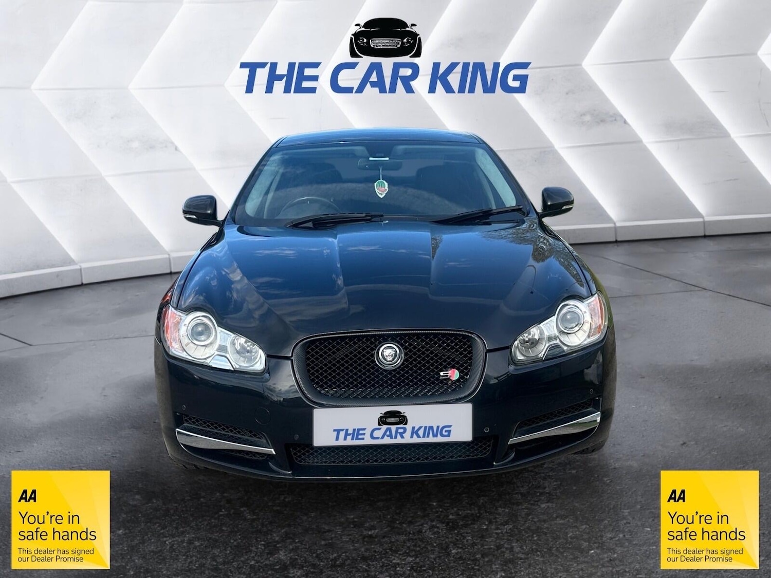 Used Jaguar XF 2011 for sale - 78185322: Photo 2