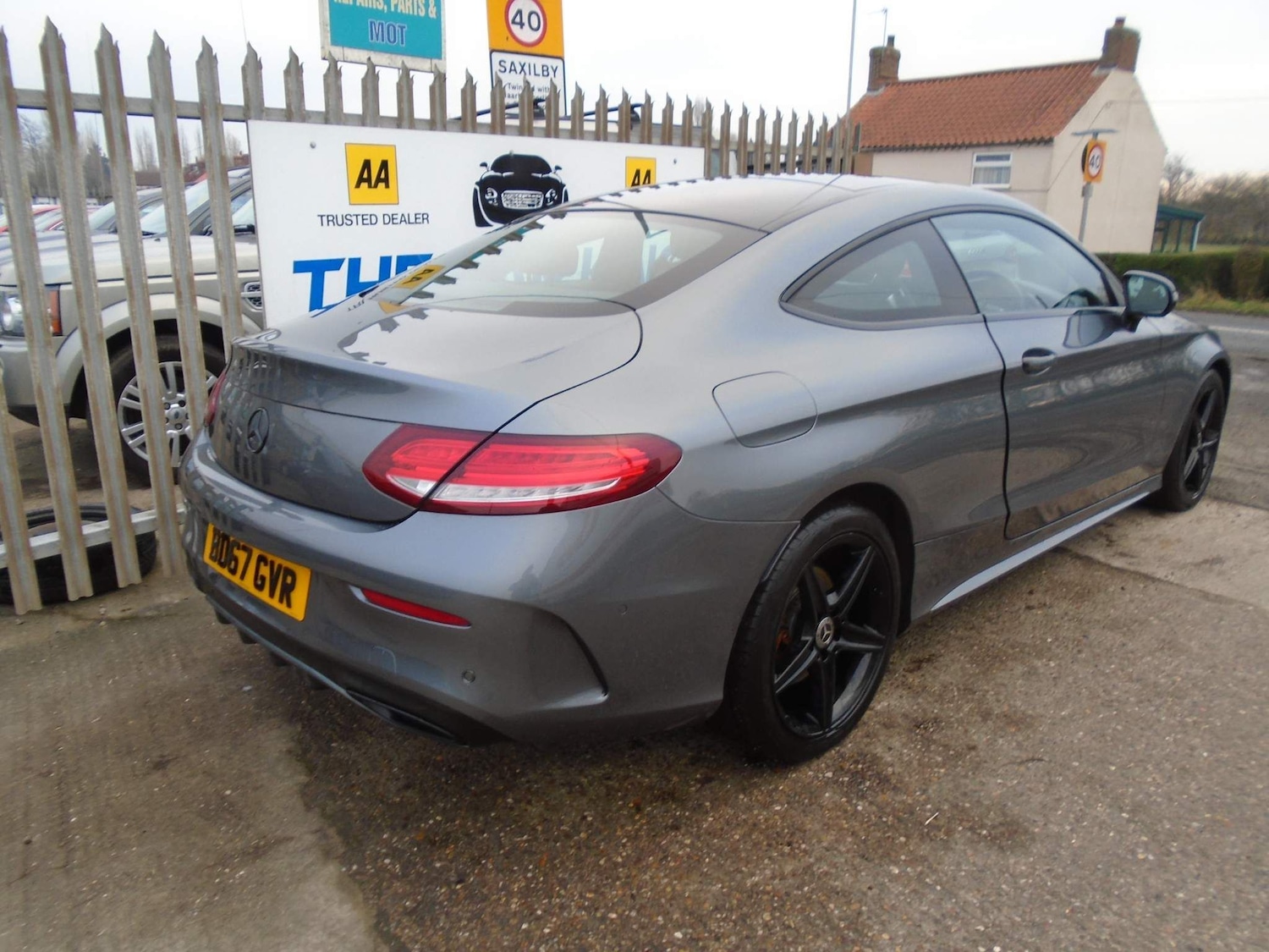 Used Mercedes-Benz C Class 2017 for sale - 76988047: Photo 5