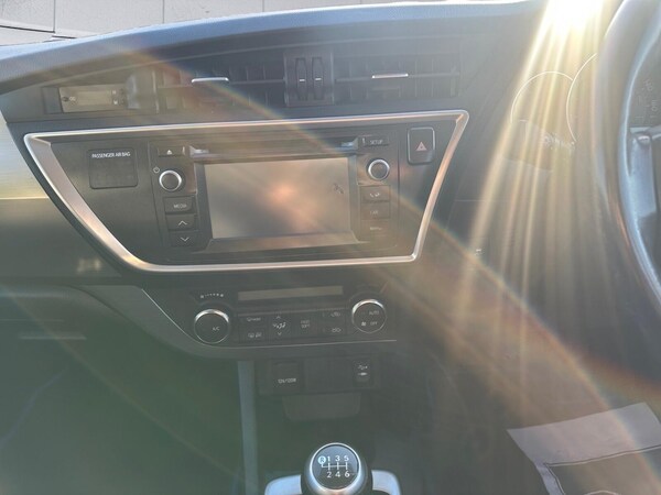 Used Toyota Auris 2015 for sale - 76109638: Photo 12