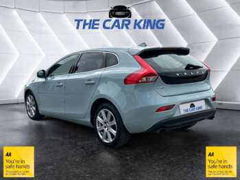 Used Volvo V40 2017 for sale - 75082610: Photo