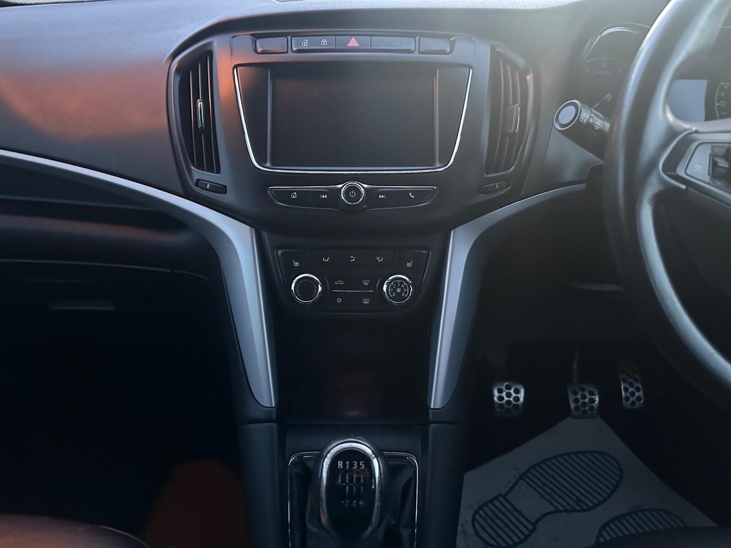 Used Vauxhall Zafira Tourer 2017 for sale - 76200666: Photo 13