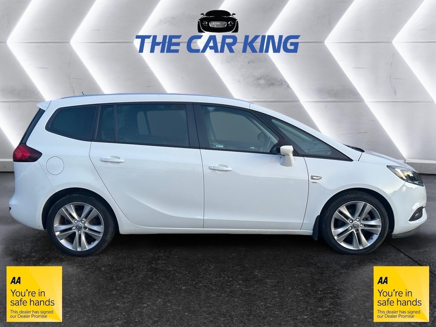 Used Vauxhall Zafira Tourer 2017 for sale - 76200666: Photo 7