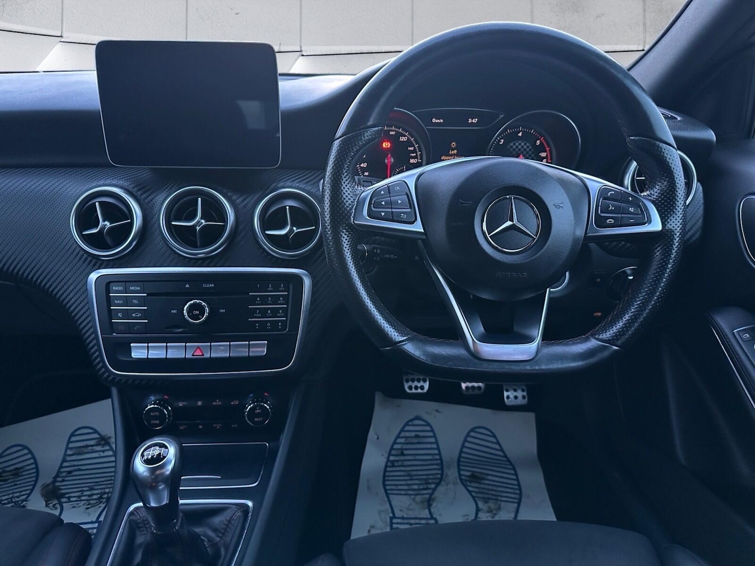 Used Mercedes-Benz A-Class 2018 for sale - 76935998: Photo 9