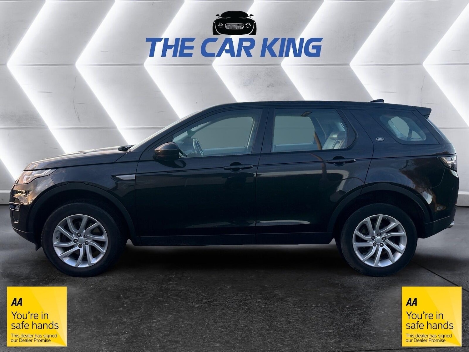 Used Land Rover Discovery Sport 2017 for sale - 77081721: Photo 5